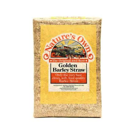 Natures Own Straw Medium 2kg