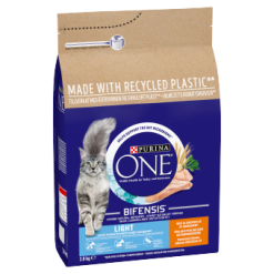 Purina One Light Cat Chicken and Wheat 2.8KG
