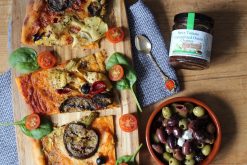 Hogs Bottom Spicy Tomato & Caramelised Onion Chutney 320g